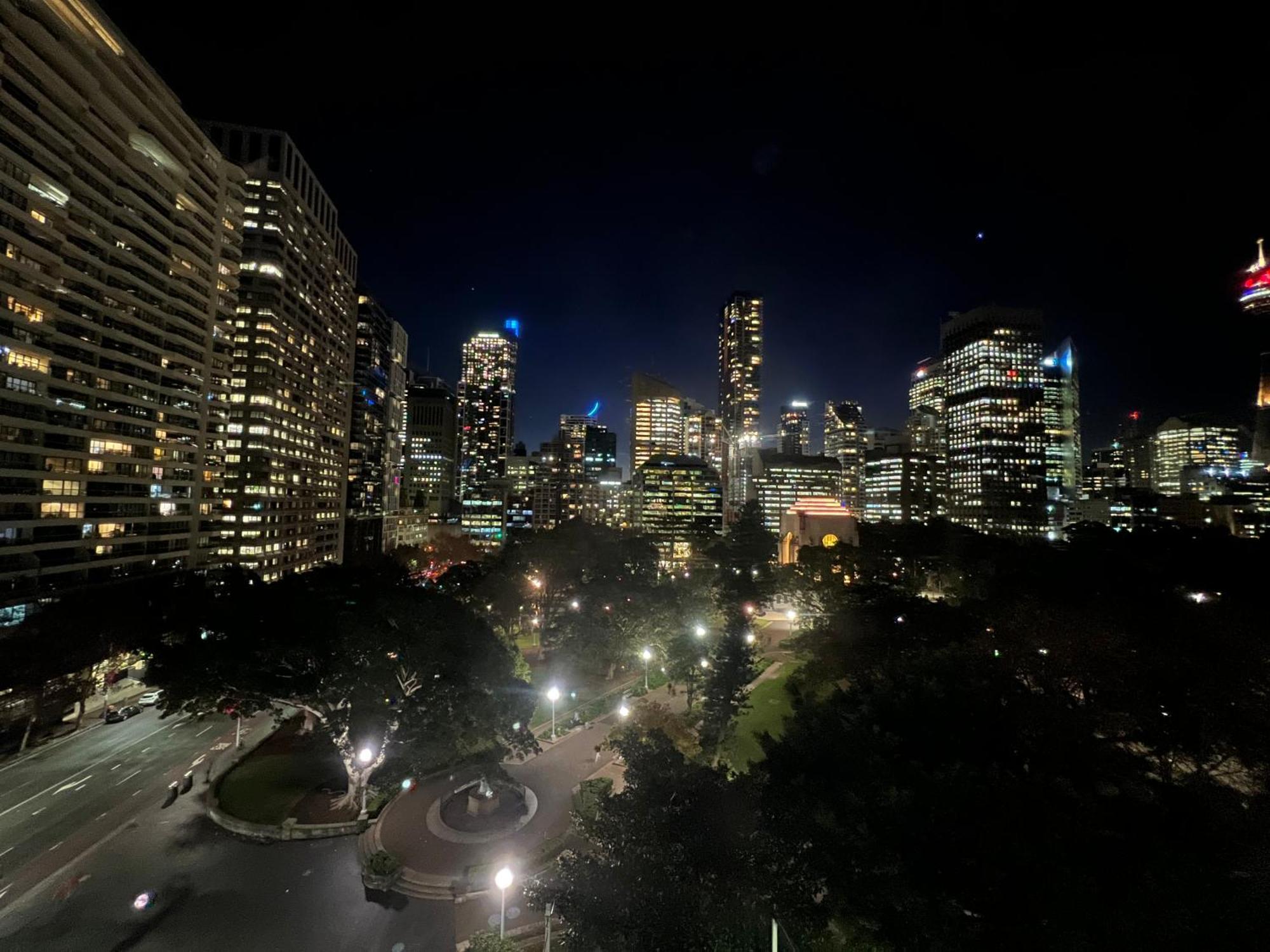 Sydney Hyde Park Private Apartments By Paxsafe Bagian luar foto