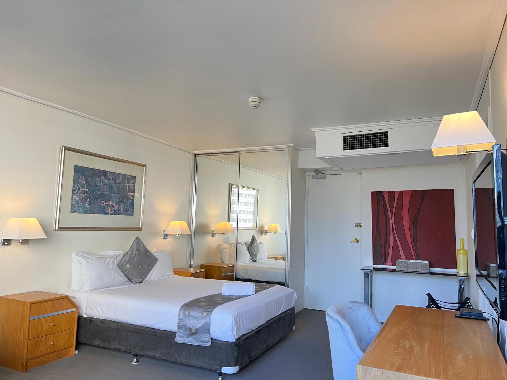 Sydney Hyde Park Private Apartments By Paxsafe Bagian luar foto